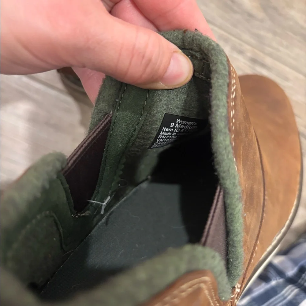 L.L. Bean Stonington Boot Plain Toe Pull On Women's Size 9